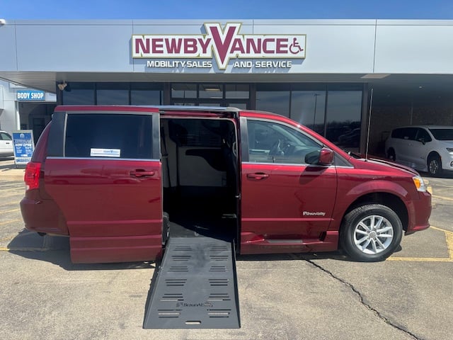 2019 Dodge Grand Caravan SXT's photo
